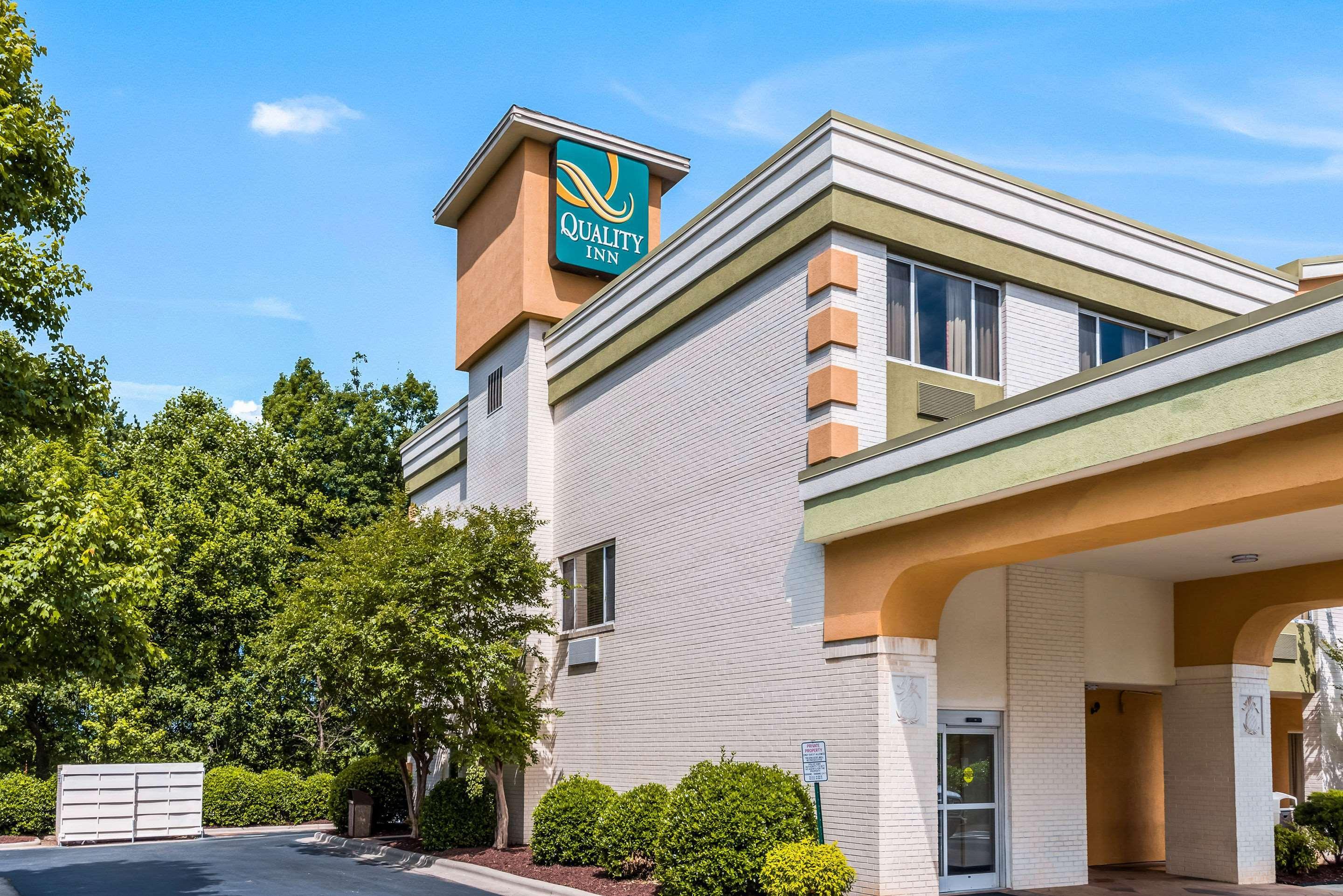 Quality Inn Huntersville Near Lake Norman Exterior foto