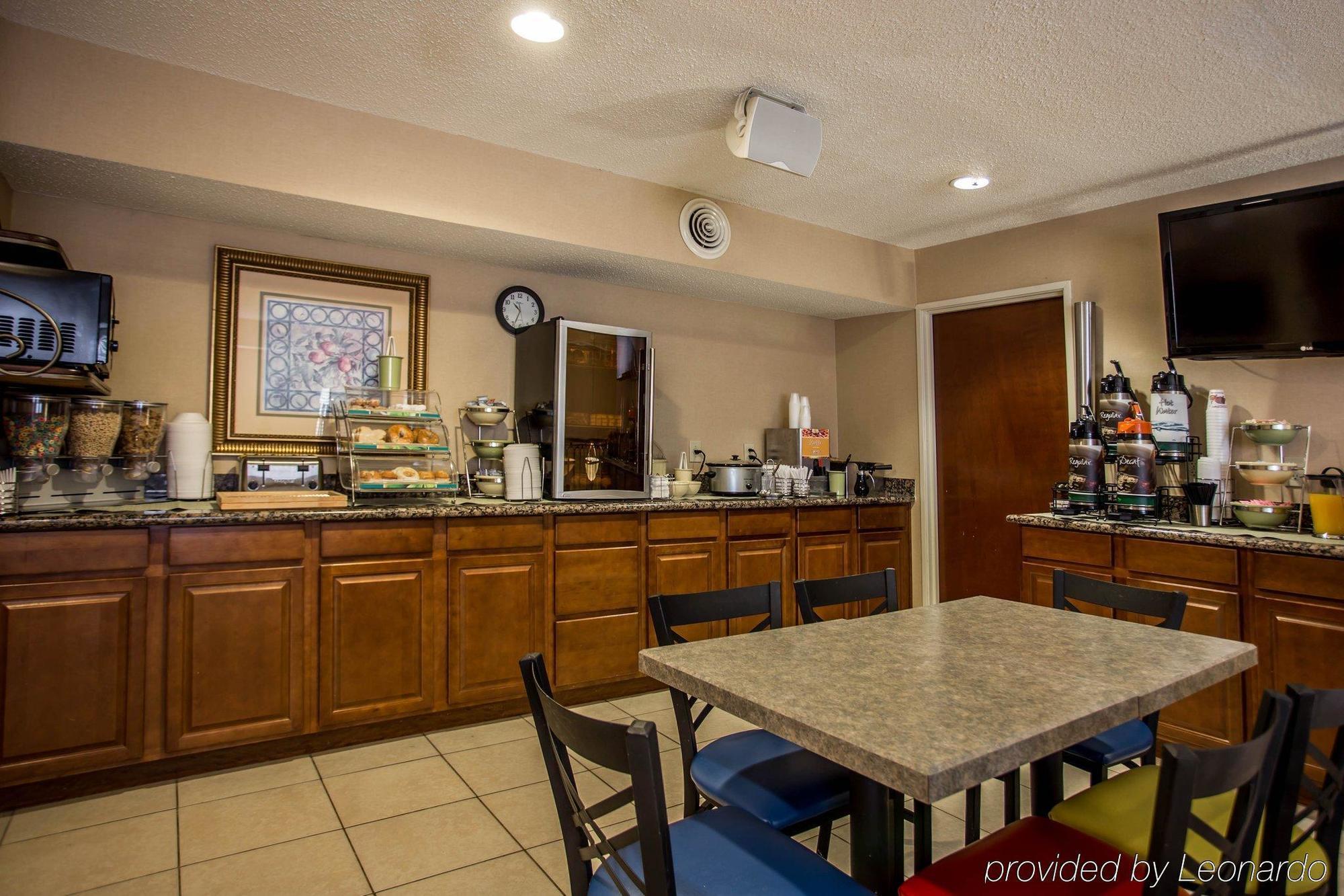 Quality Inn Huntersville Near Lake Norman Exterior foto