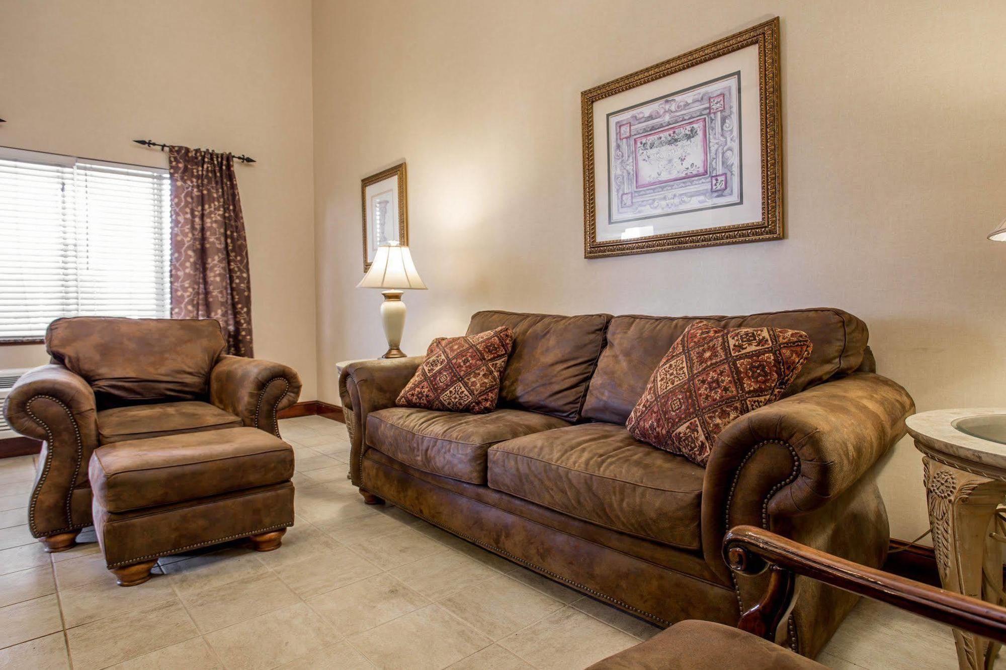Quality Inn Huntersville Near Lake Norman Exterior foto