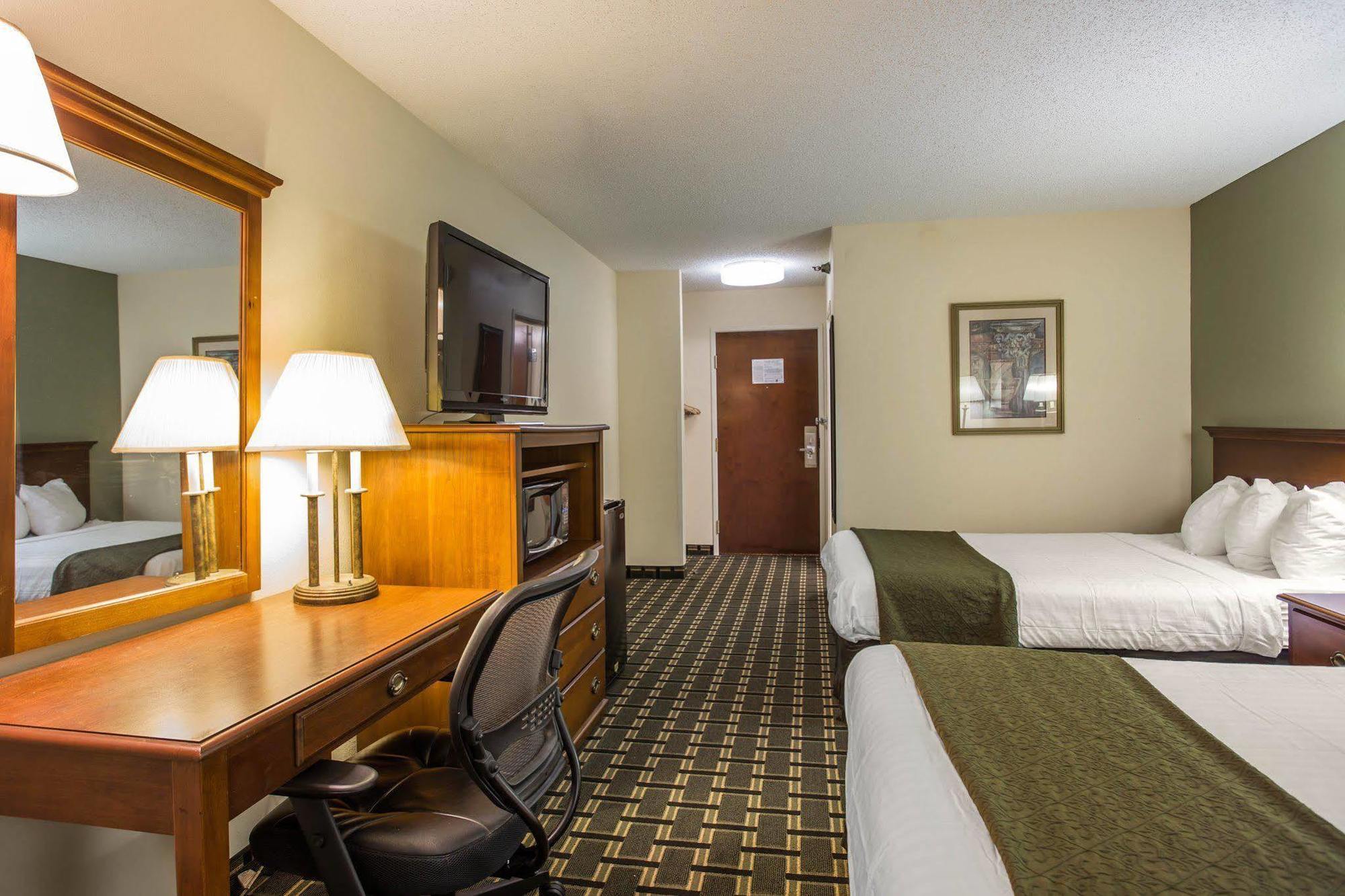 Quality Inn Huntersville Near Lake Norman Exterior foto